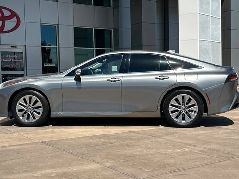 Certified 2023 Toyota Mirai w/ Advanced Technology Package RWD image 8