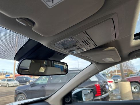 Used 2019 Honda CR-V EX image 53