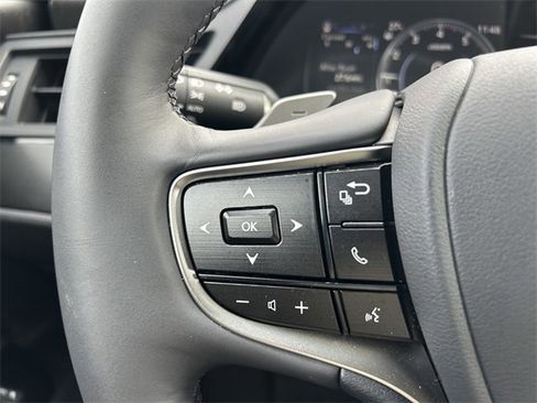 Used 2024 Lexus ES 350 w/ Premium Package image 23