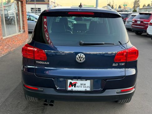 Used 2013 Volkswagen Tiguan S image 4