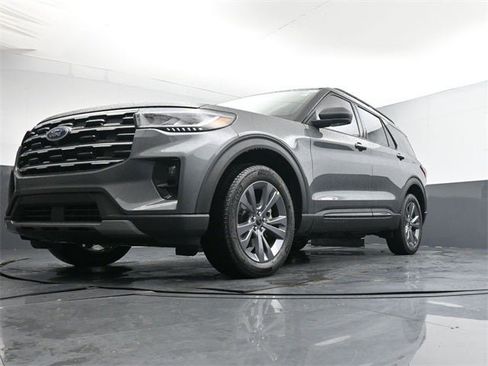 New 2026 Ford Explorer Active w/ Active Comfort Package image 26