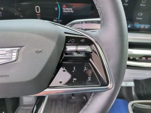 Certified 2024 Cadillac Lyriq Luxury AWD/4WD image 20