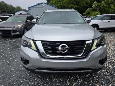 Used 2018 Nissan Pathfinder SV AWD/4WD image 2