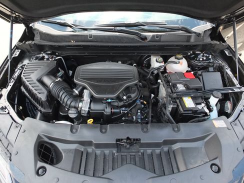 Used 2025 Chevrolet Blazer RS FWD image 10