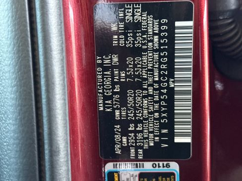 Certified 2024 Kia Telluride SX w/ Towing Package FWD image 31