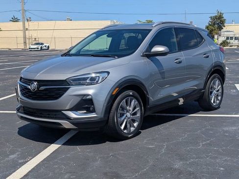 Used 2023 Buick Encore GX Essence w/ Experience Buick Package FWD image 3
