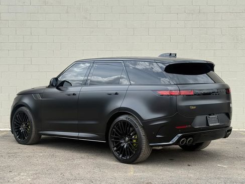 Used 2024 Land Rover Range Rover Sport AWD/4WD image 10