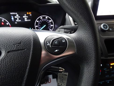 Used 2019 Ford Transit Connect XLT image 22