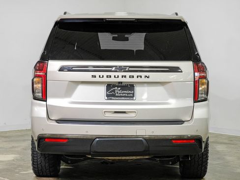 Used 2021 Chevrolet Suburban Z71 AWD/4WD image 9