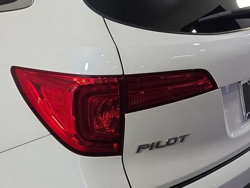 Used 2018 Honda Pilot EX-L image 37