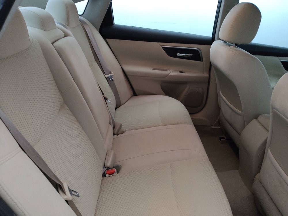 Used 2014 Nissan Altima 2.5 SV FWD image 19