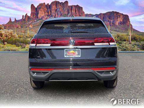 New 2026 Volkswagen Atlas Cross Sport SE image 7
