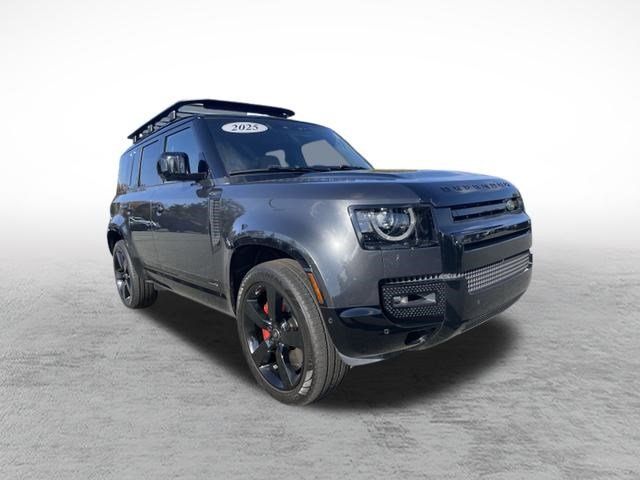 Used 2025 Land Rover Defender 110 X AWD/4WD image 3