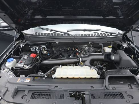 Used 2023 Ford Expedition Max Limited image 11