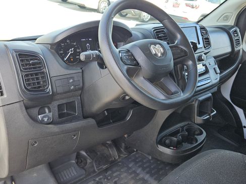 Used 2023 RAM ProMaster 2500 FWD image 18