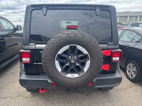 Used 2021 Jeep Wrangler Unlimited Rubicon w/ Uconnect 4C Nav & Sound Group AWD/4WD image 27