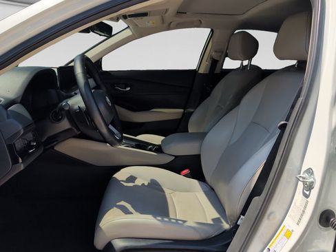 Used 2025 Honda Accord Touring image 16