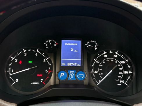 Used 2016 Lexus GX 460 image 18