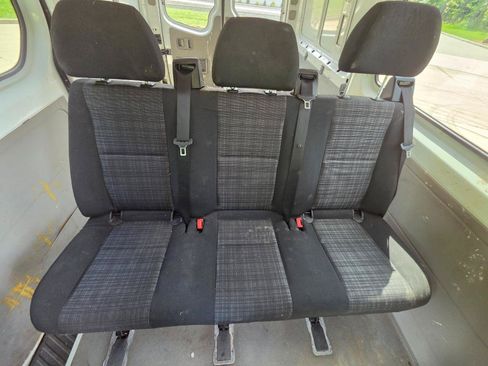 Used 2017 Mercedes-Benz Sprinter 2500 image 24