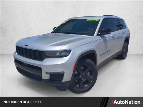 New 2025 Jeep Grand Cherokee L Limited w/ Black Appearance Package AWD/4WD image 1