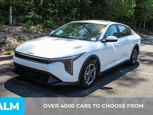 Used 2025 Kia K4 FWD image 3