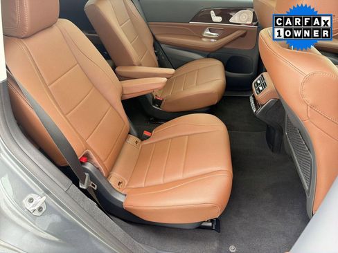 Certified 2026 Mercedes-Benz GLS 450 4MATIC image 31