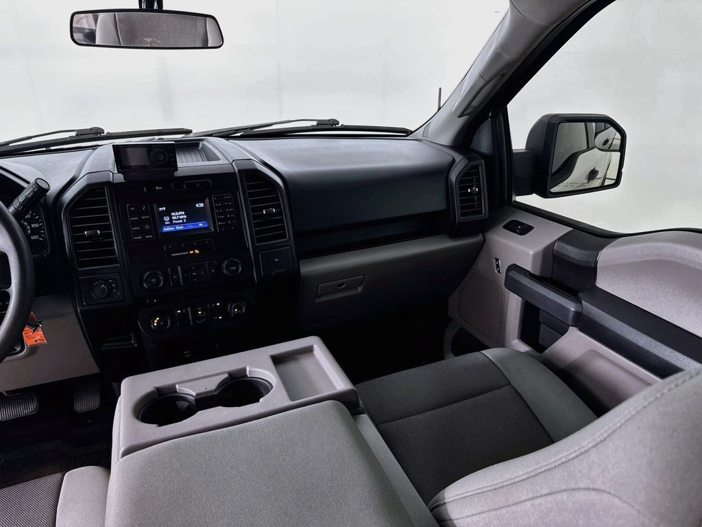 Used 2016 Ford F150 XL w/ Equipment Group 101A Mid AWD/4WD image 23