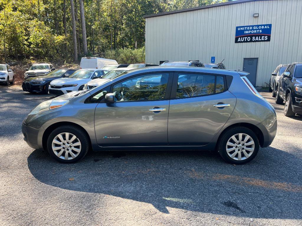 Used 2015 Nissan Leaf S w/ Charge Package FWD image 11