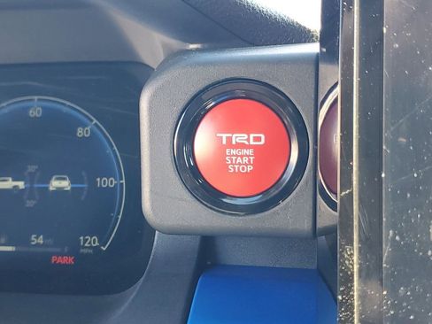 Certified 2024 Toyota Tacoma TRD Off-Road w/ TRD Off Road Upgrade Package image 18