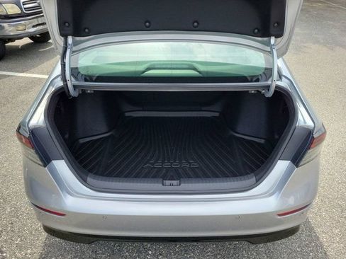 Used 2024 Honda Accord Touring image 19