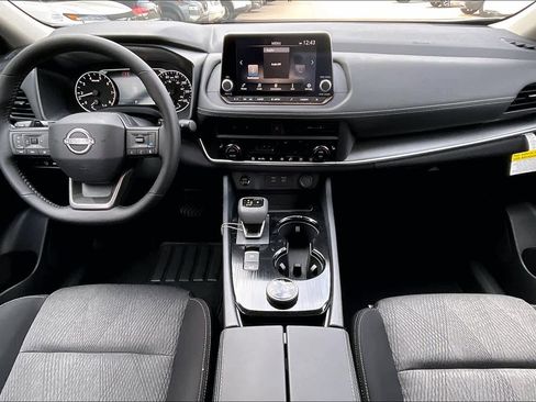 New 2026 Nissan Rogue SV image 5