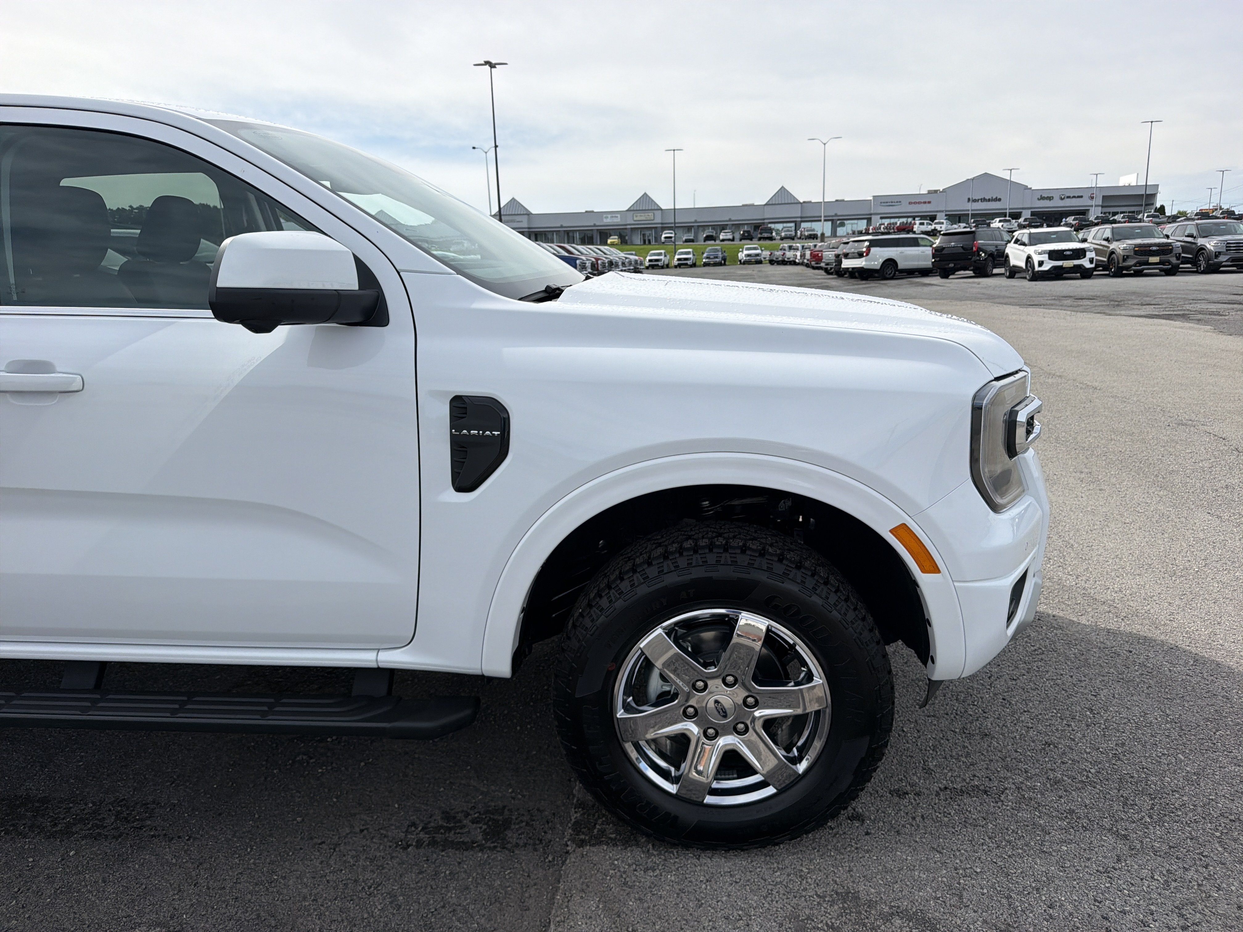 New 2026 Ford Ranger Lariat w/ Chrome Accent Package AWD/4WD image 2
