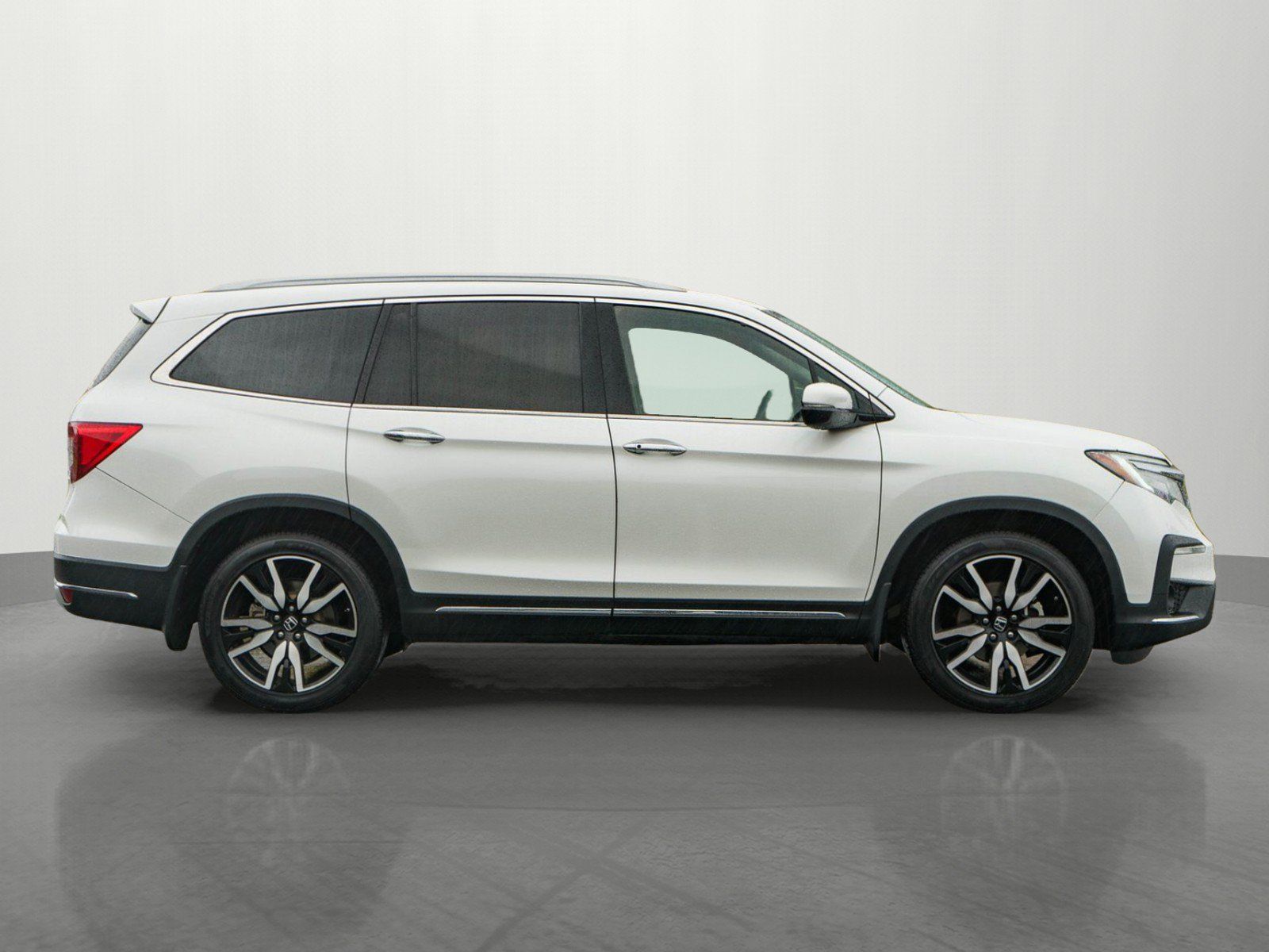 Used 2022 Honda Pilot Elite image 8