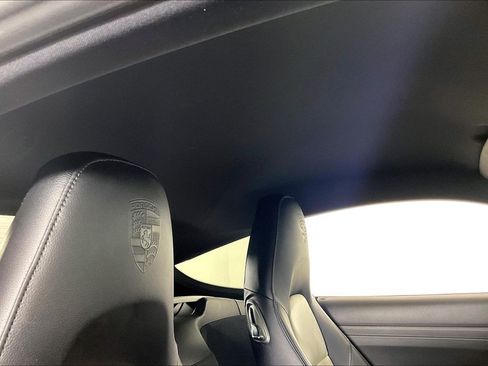 Used 2023 Porsche 718 Cayman RWD image 19