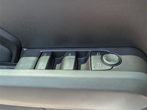 New 2026 GMC Canyon Elevation w/ Convenience Package image 26