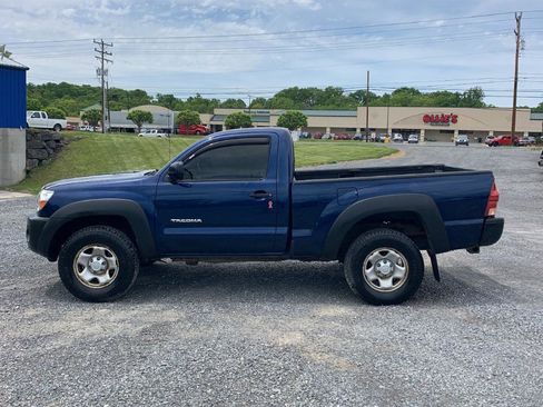 Used 2007 Toyota Tacoma 4x4 Regular Cab image 2