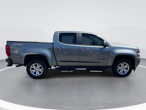 Used 2022 Chevrolet Colorado LT w/ LT Convenience Package AWD/4WD image 4