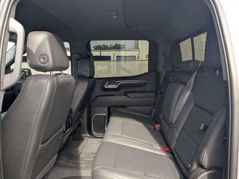 Used 2024 GMC Sierra 1500 SLT w/ SLT Premium Plus Package AWD/4WD image 13