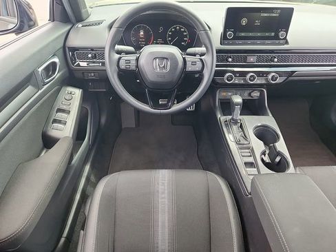 Used 2025 Honda Civic Sport image 11