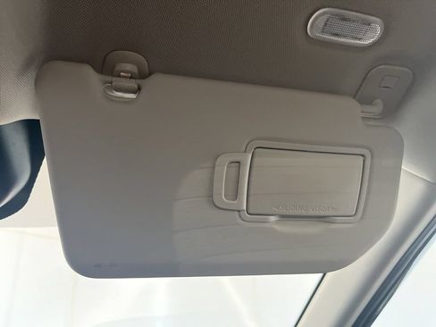 Used 2022 Nissan Rogue SV FWD image 75
