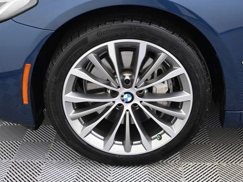 Used 2023 BMW 540i w/ Convenience Package RWD image 21