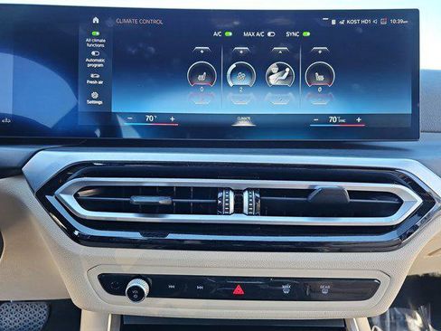 Used 2024 BMW 330i Sedan w/ Convenience Package image 24