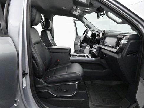 Used 2023 Ford F250 Lariat w/ Lariat Ultimate Package image 32