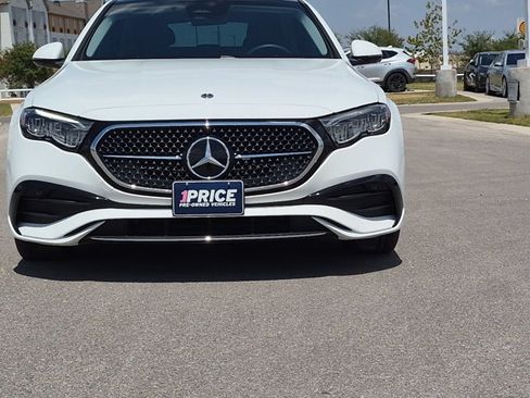Used 2025 Mercedes-Benz E 350 4MATIC Sedan image 2