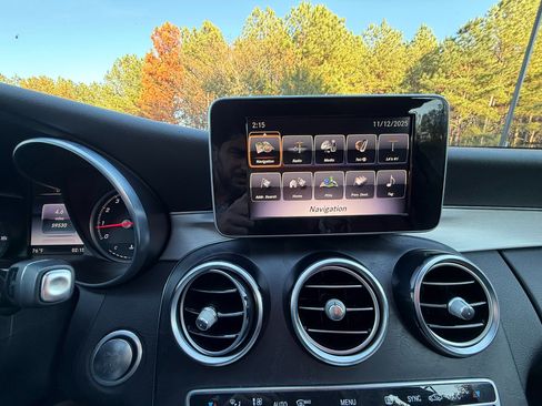 Used 2018 Mercedes-Benz C 300 Sedan image 20