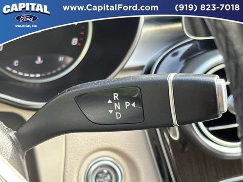 Used 2019 Mercedes-Benz C 300 Sedan image 31