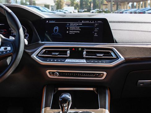 Used 2023 BMW X5 xDrive45e w/ Parking Assistance Package image 13