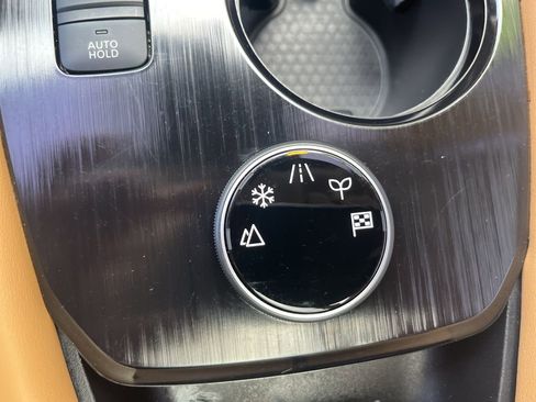 Used 2021 Nissan Rogue Platinum image 21