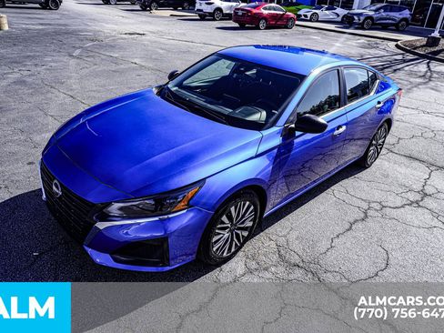 Used 2025 Nissan Altima 2.5 SV image 19