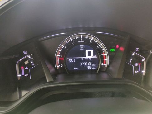 Used 2019 Honda CR-V LX image 17